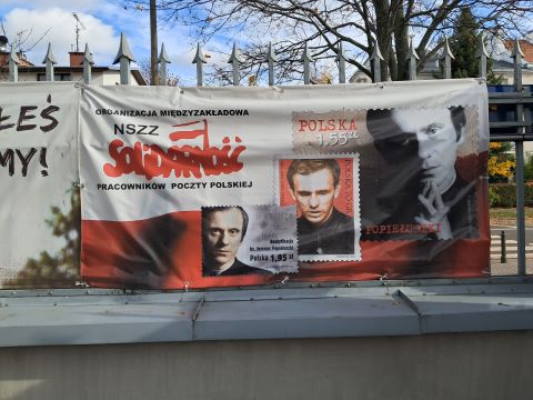 Solidarność och minnet av Jerzy Popiełuszko – en symbol för Polens kamp för frihet och tro.